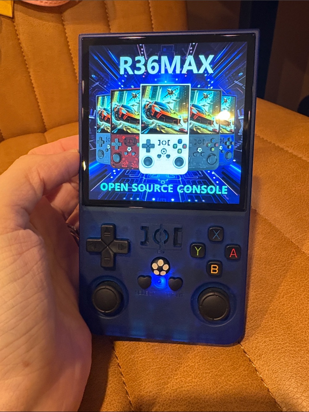 Handheld Retro Game Console - R36 Max Blue - Picture 7 of 8